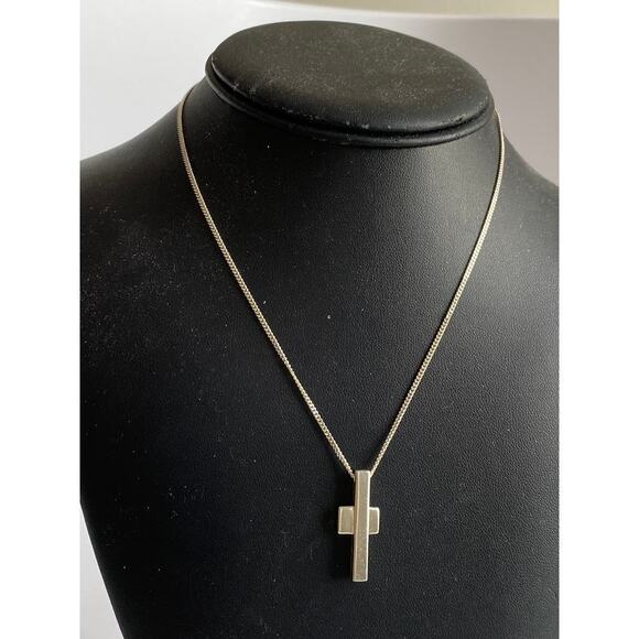 Gucci Sterling Sliver Cross Pendant Necklace - Picture 1 of 9
